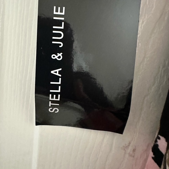 NWT women Stella & Julie floral colorful puff sleeves dress - Picture 6 of 8